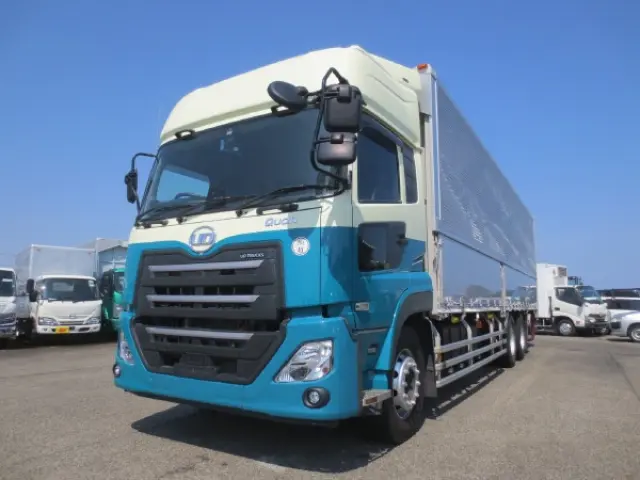 ＵＤ クオン 2PG-CD5CA(6x2)の写真3