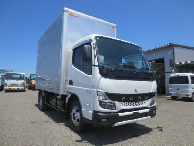 三菱 キャンター 2RG-FEA20(2WD)の写真2