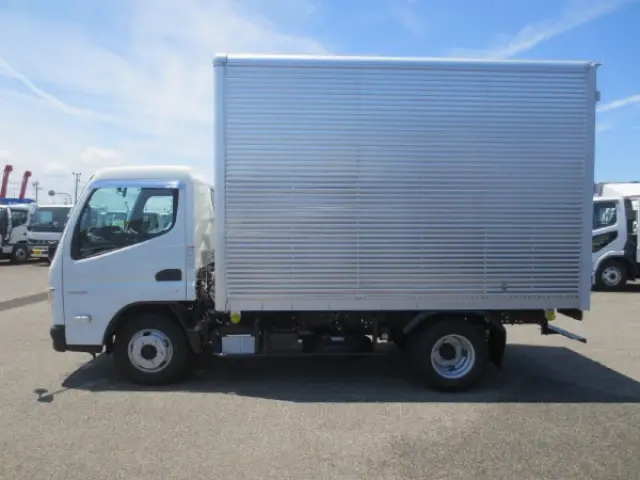 三菱 キャンター 2RG-FEA20(2WD)の写真9