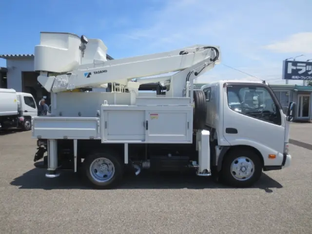 日野 デュトロ TPG-XZU600X(2WD)の写真8