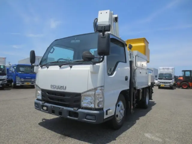 いすゞ エルフ TPG-NKR85AN(2WD)の写真3