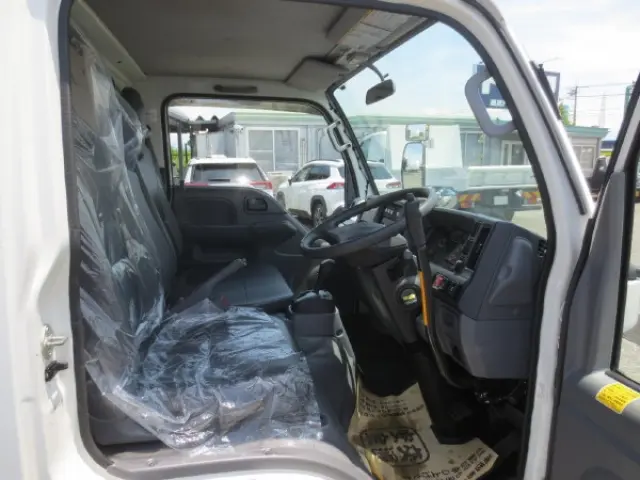 いすゞ エルフ TPG-NKR85AN(2WD)の写真23