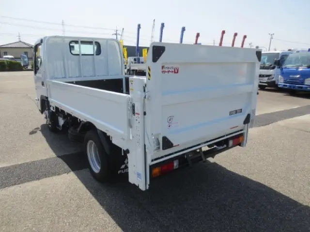 三菱 キャンター 2RG-FBA20(2WD)の写真5