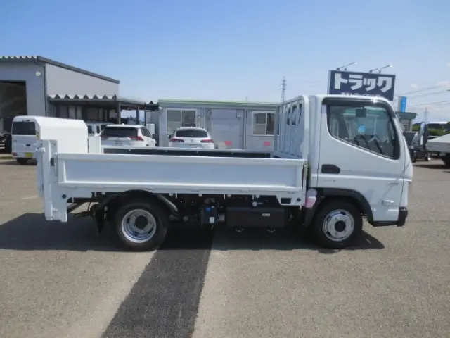 三菱 キャンター 2RG-FBA20(2WD)の写真8