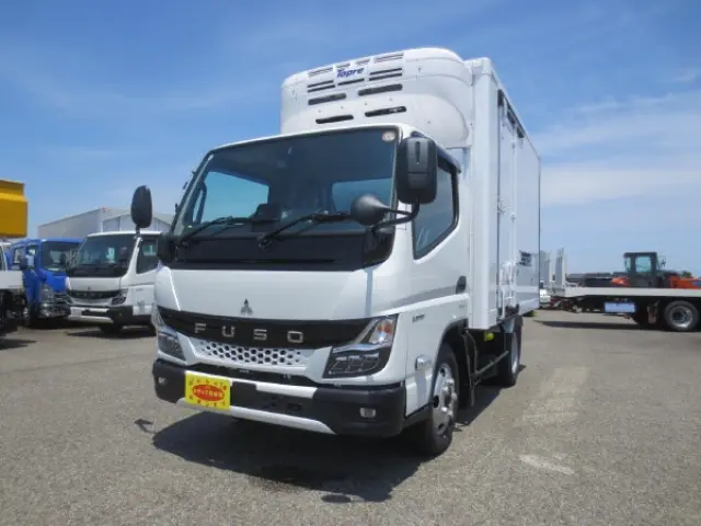 三菱 キャンター 2RG-FBAV0(2WD)の写真1