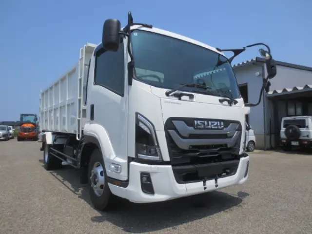 いすゞ フォワード 2RG-FRR90S3(2WD)の写真2