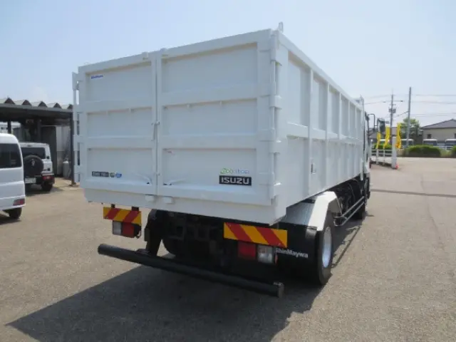 いすゞ フォワード 2RG-FRR90S3(2WD)の写真4
