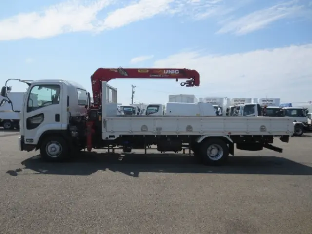 いすゞ フォワード 2PG-FRR90S1(2WD)の写真9