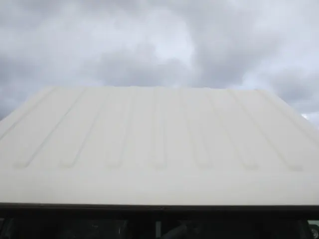 いすゞ エルフ 2RG-NKR88R(2WD)の写真15