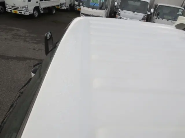 いすゞ エルフ 2RG-NKR88R(2WD)の写真16