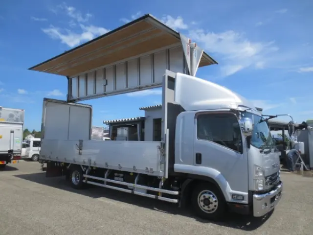 いすゞ フォワード 2RG-FRR90T2(2WD)の写真10