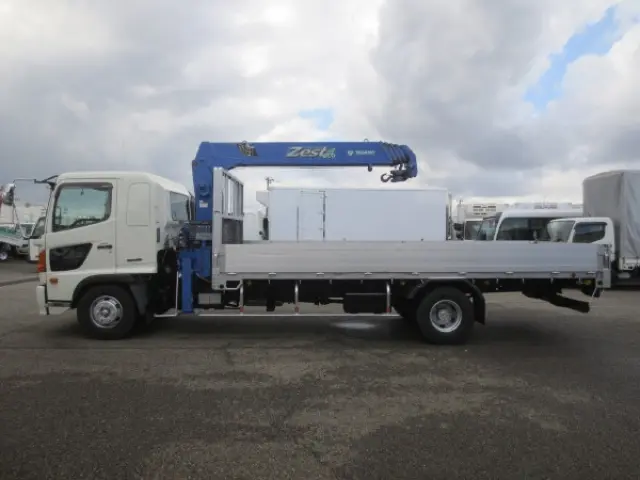 日野 レンジャー TKG-FD9LJAA(2WD)の写真9