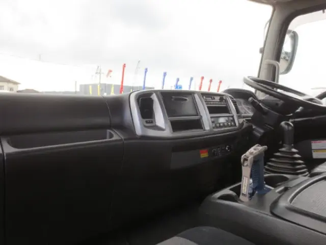 日野 レンジャー TKG-FD9LJAA(2WD)の写真16