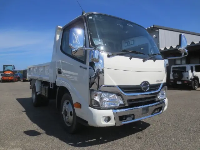 日野 デュトロ TKG-XZU630T(2WD)の写真2