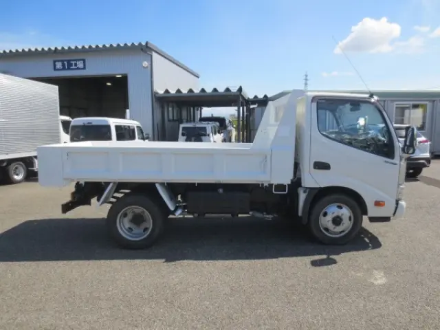 日野 デュトロ TKG-XZU630T(2WD)の写真8