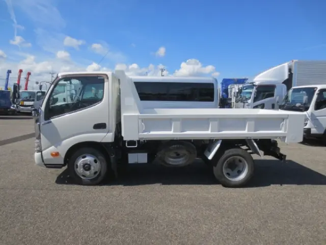 日野 デュトロ TKG-XZU630T(2WD)の写真9