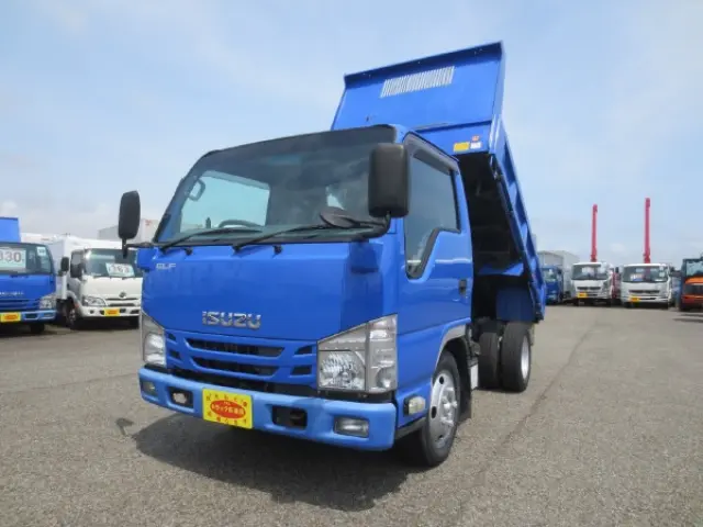 いすゞ エルフ TPG-NKR85AD(2WD)の写真1