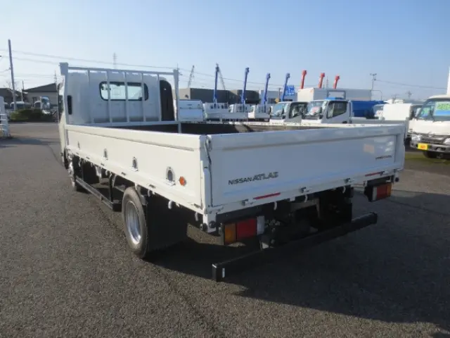 日産 アトラス 2RG-APR88AR(2WD)の写真5