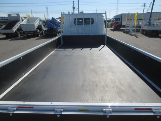 三菱 キャンター 2RG-FEB50(2WD)の写真10