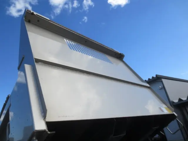 三菱 キャンター 2PG-FBA60(2WD)の写真11