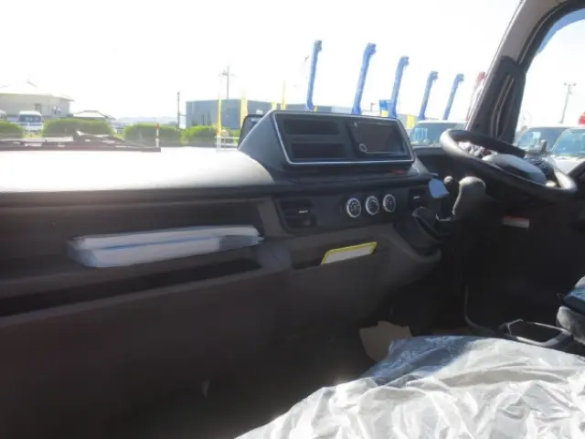 三菱 キャンター 2RG-FEB50(2WD)の写真13