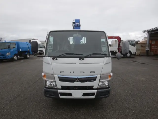 三菱 キャンター TPG-FEA50(2WD)の写真6