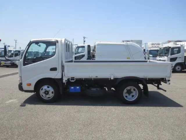 トヨタ ダイナ 2RG-XZC605(2WD)の写真9