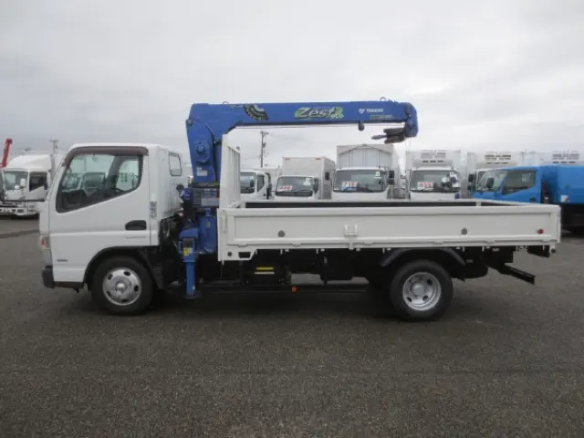 三菱 キャンター TPG-FEA50(2WD)の写真9
