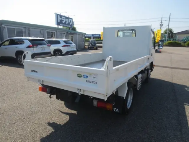 トヨタ ダイナ 2RG-XZC600D(2WD)の写真4