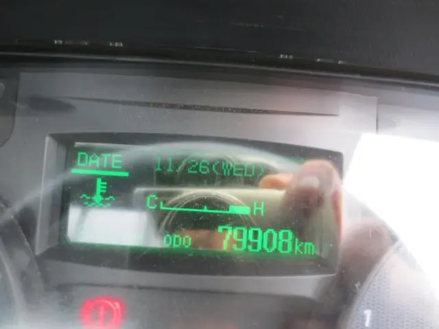 三菱 キャンター 2TG-FBA00(2WD)の写真15