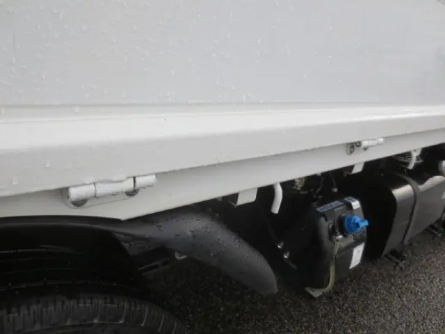 三菱 キャンター 2TG-FBA00(2WD)の写真19