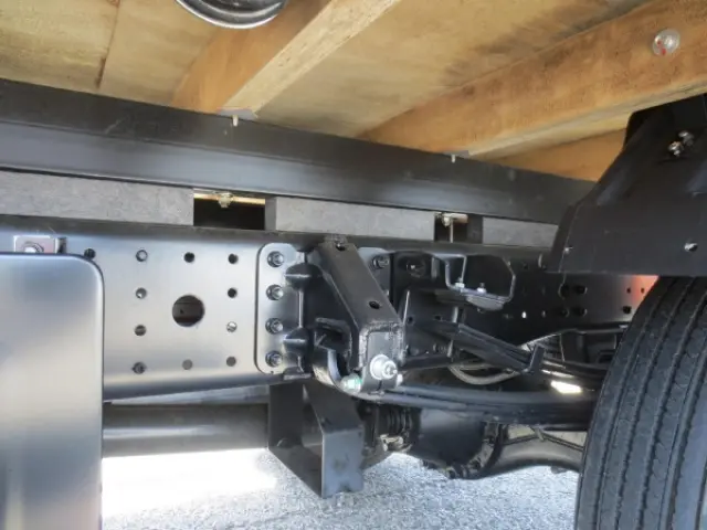 三菱 キャンター 2PG-FEB80(2WD)の写真13