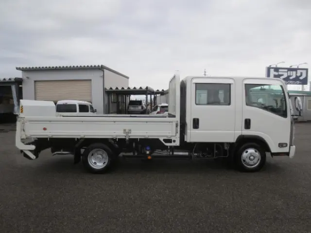 いすゞ エルフ 2RG-NPR88AR(2WD)の写真8