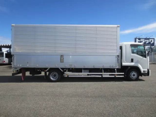 いすゞ フォワード 2RG-FRR90S2(2WD)の写真8