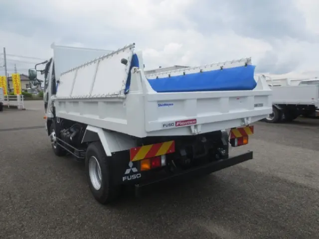 三菱 ファイター 2KG-FK72F(2WD)の写真5