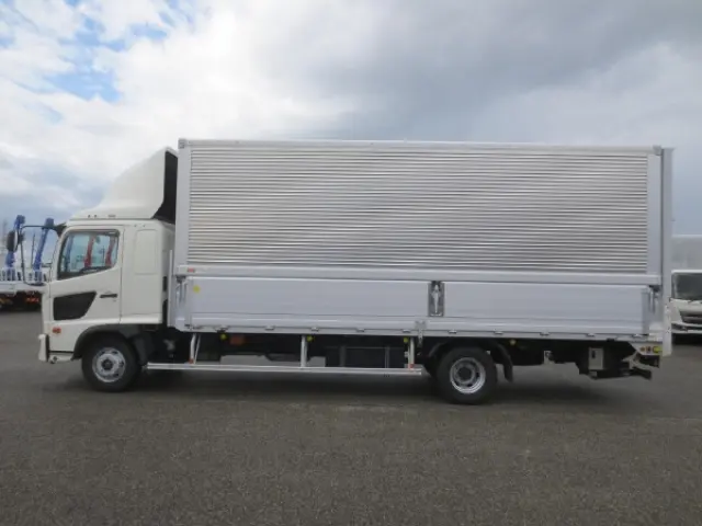 日野 レンジャー 2KG-FD2ABA(2WD)の写真9