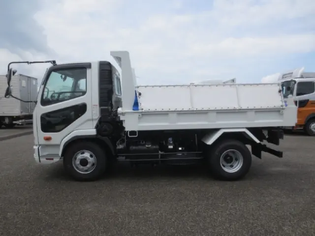 三菱 ファイター 2KG-FK72F(2WD)の写真9