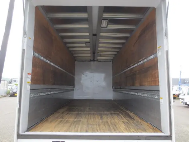 日野 レンジャー 2KG-FD2ABA(2WD)の写真12