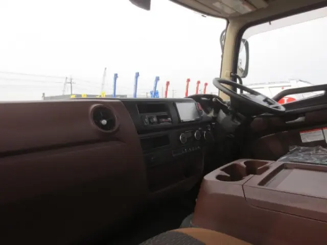 日野 レンジャー 2KG-FC2ABA(2WD)の写真13