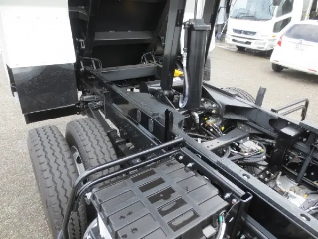 三菱 ファイター 2KG-FK72F(2WD)の写真13