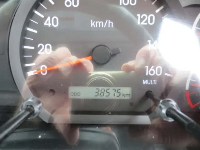 いすゞ フォワード 2RG-FRR90S2(2WD)の写真14