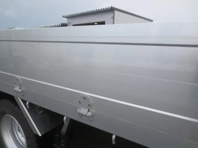 いすゞ フォワード 2RG-FRR90S2(2WD)の写真20