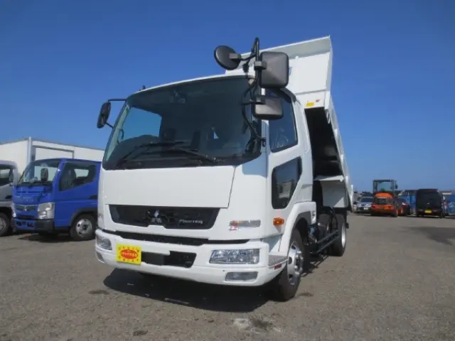 三菱 ファイター 2KG-FK62F(2WD)の写真1