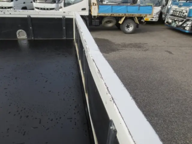 いすゞ フォワード 2RG-FRR90S2(2WD)の写真22