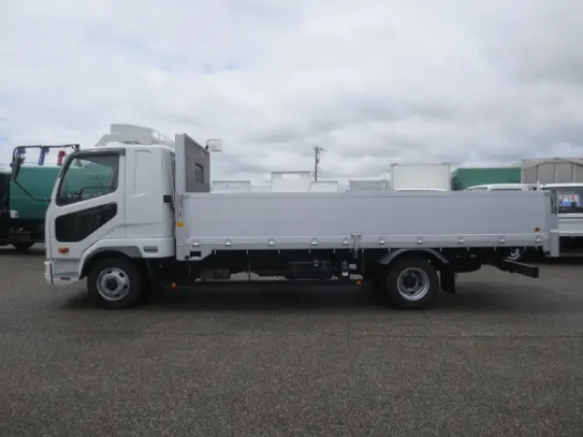 三菱 ファイター 2KG-FK62F(2WD)の写真9