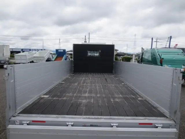 三菱 ファイター 2KG-FK62F(2WD)の写真10