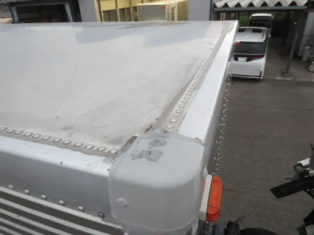 いすゞ エルフ 2RG-NPR88AN(2WD)の写真20