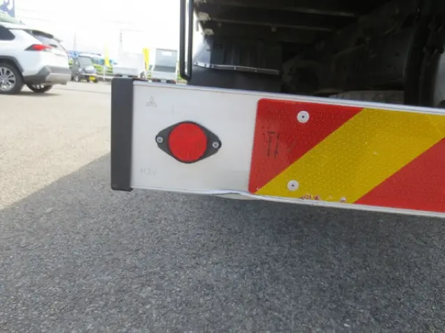 三菱 ファイター 2KG-FK71F(2WD)の写真27