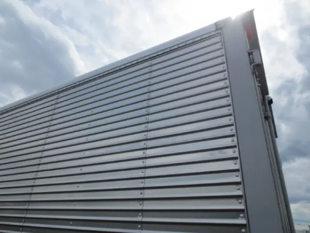 三菱 キャンター 2RG-FEA20(2WD)の写真16