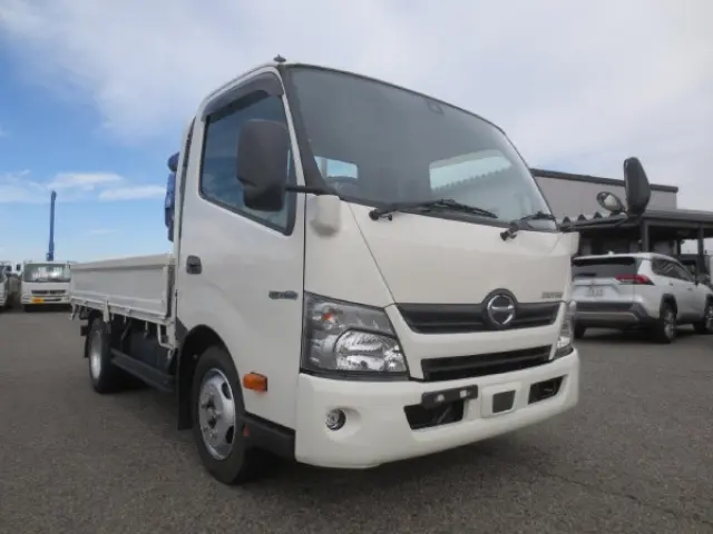 日野 デュトロ TPG-XZU700M(2WD)の写真2